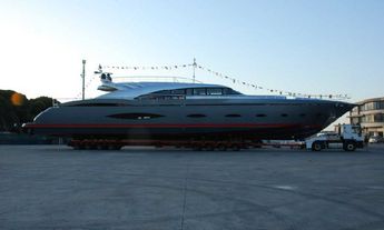                         41.6m Seafire 2014 Finalist