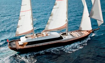                         46m Infinity 2012 Finalist