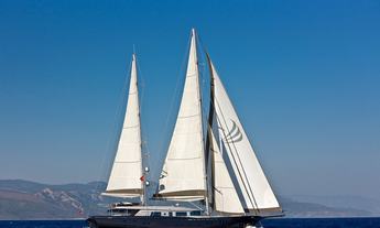                         45.72m Atlantis Pearl 2013 Finalist