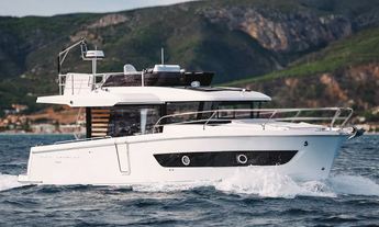 Swift Trawler 37 Fly - 2026 Nomination