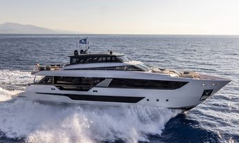 Ferretti 1000 Skydeck - 2024 Nomination