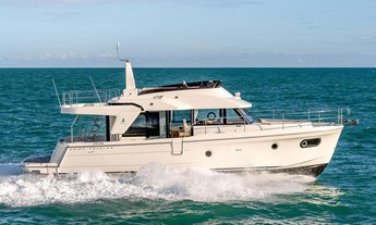 Swift Trawler 47 - 2019 Finalist