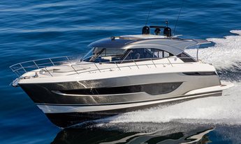 4600 Sport Yacht Platinum Edition - 2023 Nomination