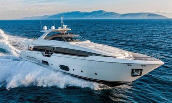 Ferretti 960 - 2013 Nomination