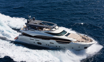 Monte Carlo Yachts MCY 96 Esmeralda of the Seas 