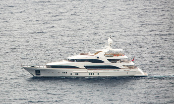 Benetti Vision 145' Sur La Mer