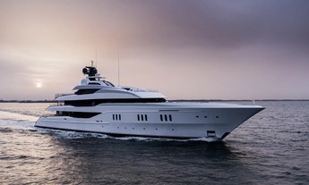 Custom Feadship Vanish 