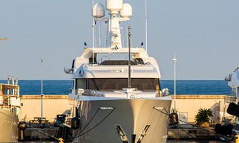 Custom Feadship W