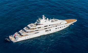 Custom Lurssen Quantum Blue