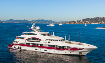 Custom Heesen After You