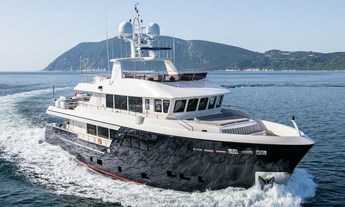 Cantiere delle Marche Darwin 102 My True Blue 
