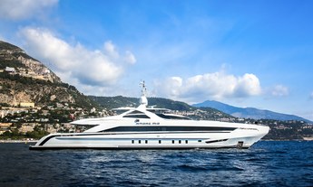 Custom Heesen Amore Mio