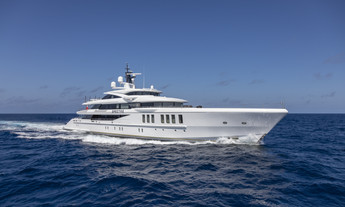 Custom Benetti Spectre