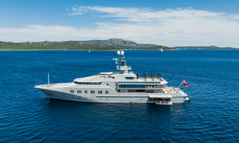 Custom Lurssen Skat 