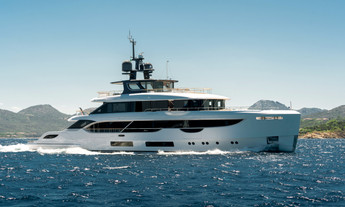 Benetti Oasis 40M Oreos