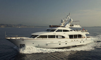 Benetti Tradition 100' Salute