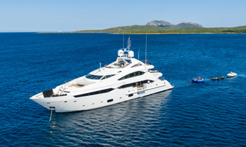Sunseeker 40 Metre Yacht Thumper 
