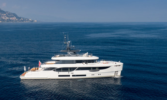 Benetti Oasis 34M Ubiquitous