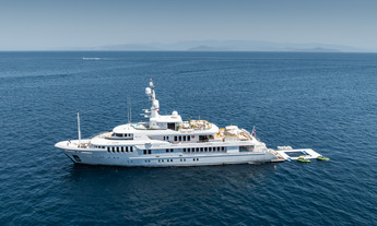 Custom Turquoise Yachts Bella II 