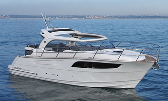 Marex 320 Aft Cabin Cruiser