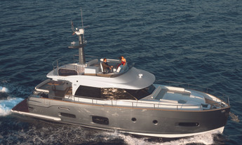 Azimut Magellano 53