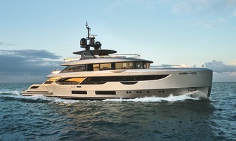 Benetti Oasis 40M