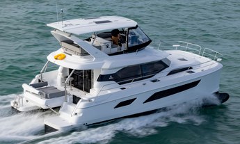 Aquila 44 Yacht