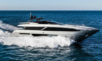 Riva 100' Corsaro