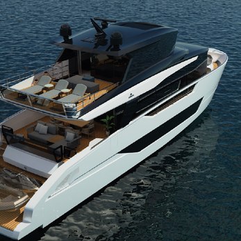 Sonrisa yacht exterior 2