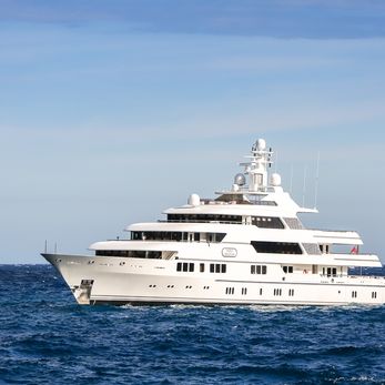 Saint Nicolas yacht exterior 4