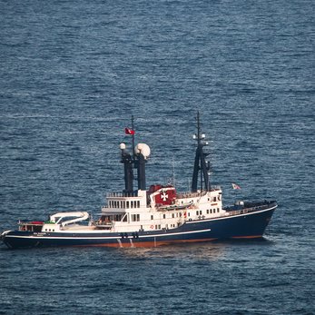 Sea Ranger yacht exterior 3