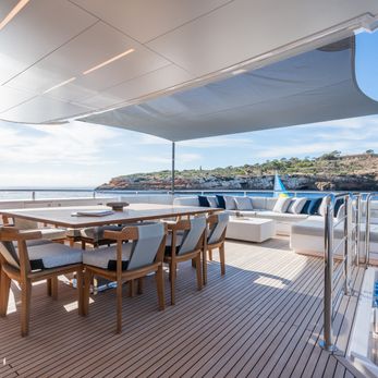 Horizon FD100 /912 yacht exterior 4