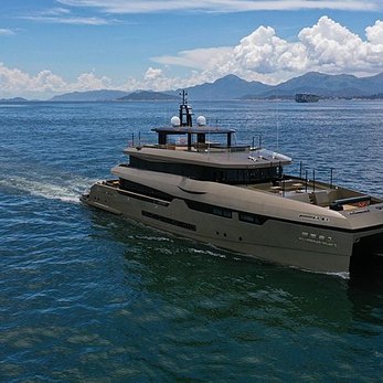 Yu Feng Zhe 1 yacht exterior 4