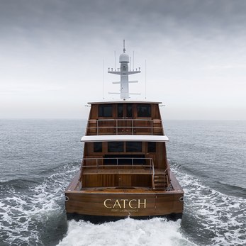 Catch yacht exterior 4