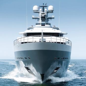 Draak yacht exterior 2