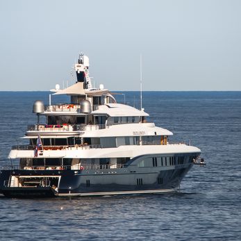 Arience yacht exterior 2