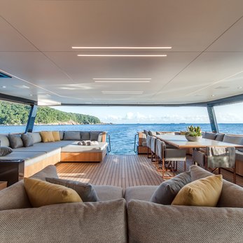 Queen Tati yacht interior 4