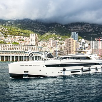 SP1 yacht exterior 3