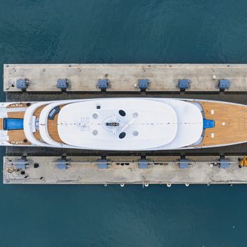 Belita yacht interior 5