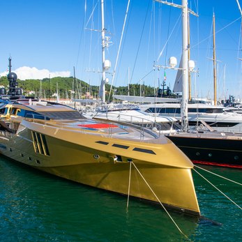 Khalilah yacht exterior 5