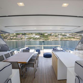 Aman yacht interior 4