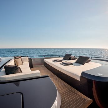 Goldeneye yacht exterior 2