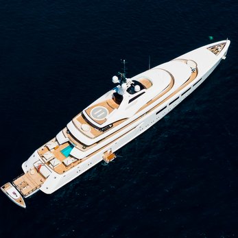 Vava II yacht exterior 3