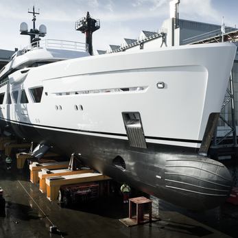 Amels 6009 yacht exterior 4
