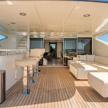 Dreams yacht interior 2