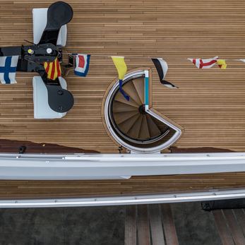 Duruberen yacht exterior 3