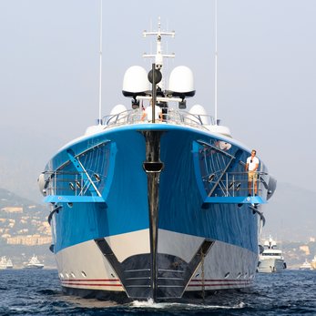 Madame Gu yacht exterior 2