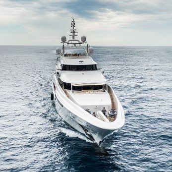 Formosa yacht exterior 2