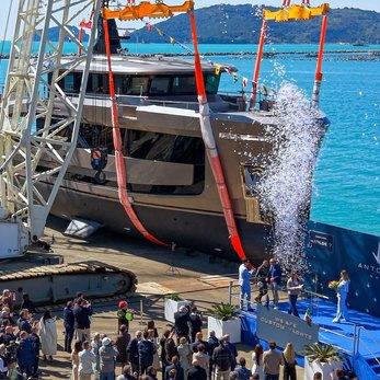 Matilde7 yacht exterior 2