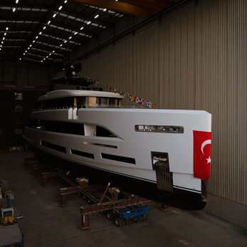 Sirena 42M/01 yacht interior 3